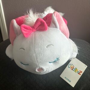 New Disney Cuddleez Marie Plush.